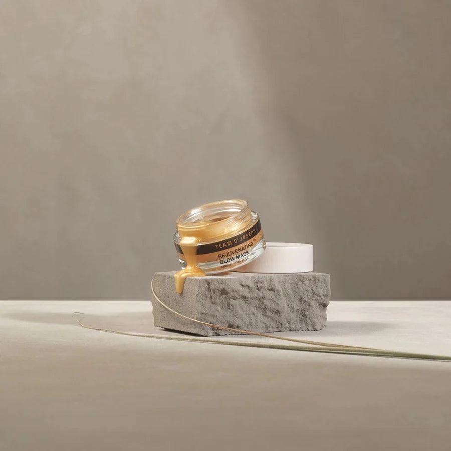 REJUVENATING GLOW MASK