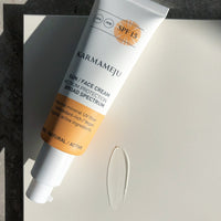 SOLCREME TIL ANSIGTET / SPF 15