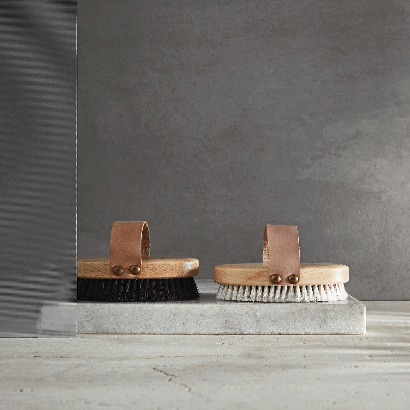 RECHARGE / IONISK TØRBØRSTE