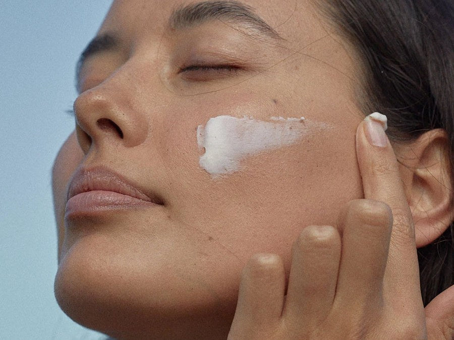 Ansigtsbehandling hos Pure Care